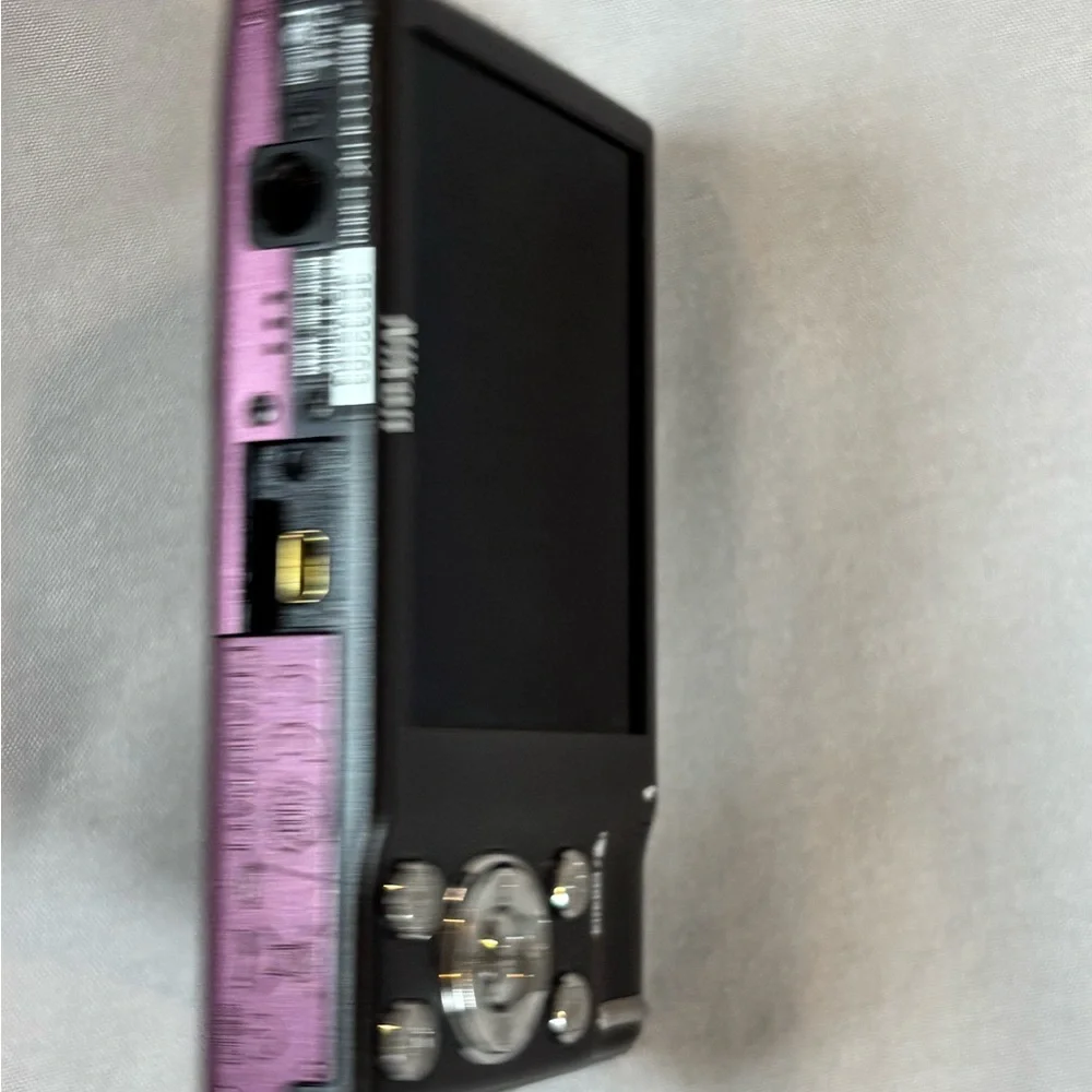 Nikon Coolpix S3000 12MP Digital Camera Purple Parts Only‎
